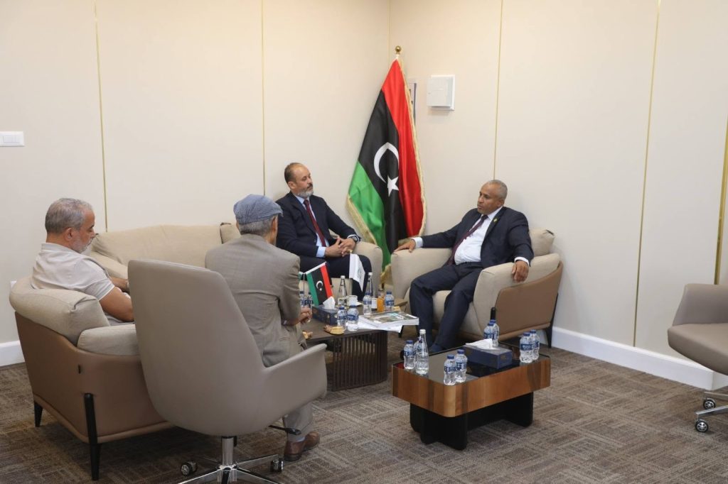 الوزير