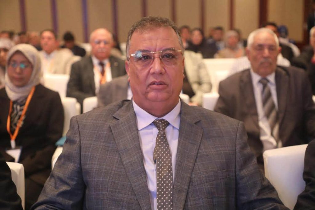 العلوم